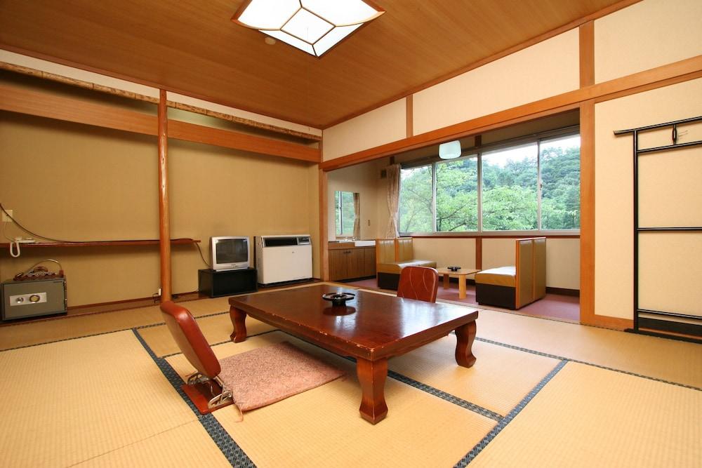 Shosenkaku Hotel Nagano Exterior photo